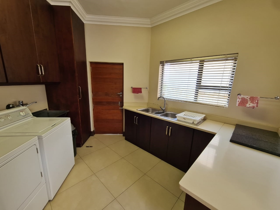 5 Bedroom Property for Sale in Balley Duff Free State